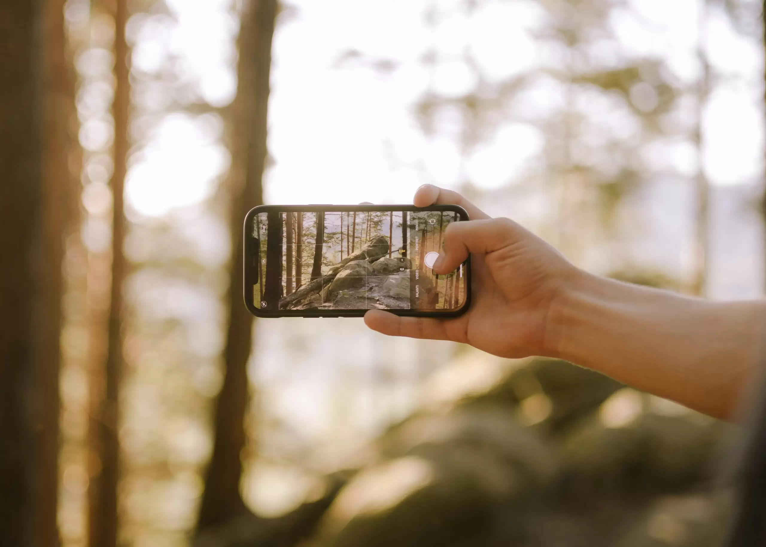 iPhone’unuz Fotoğraf Verilerinizi Apple ile Paylaşıyor mu? İşte Detaylar