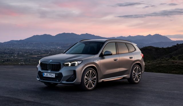 BMW X1 xDrive25e Türkiye’de Satışta! İşte Fiyatı!