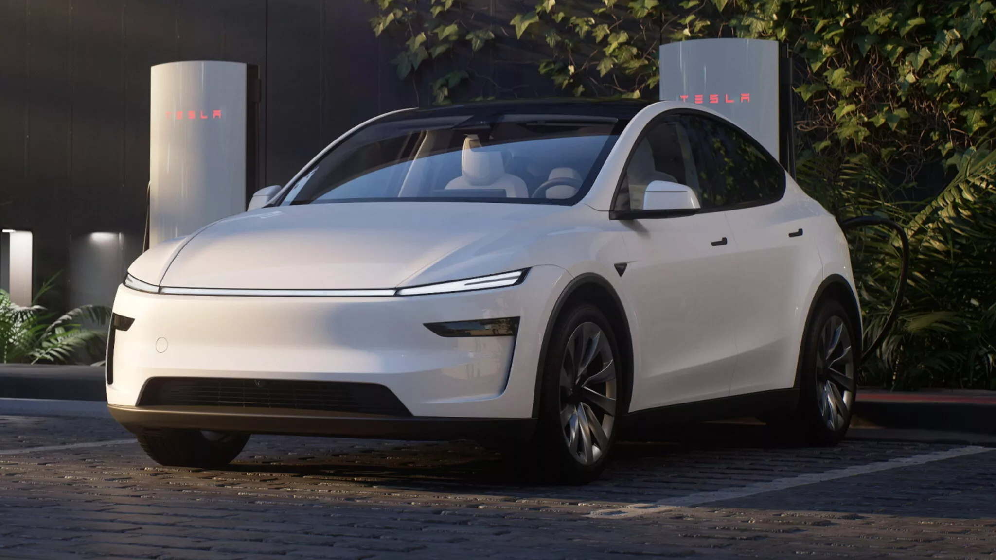 2025 Tesla Model Y: Daha Şık, Daha Rahat, Daha Uzun Menzilli