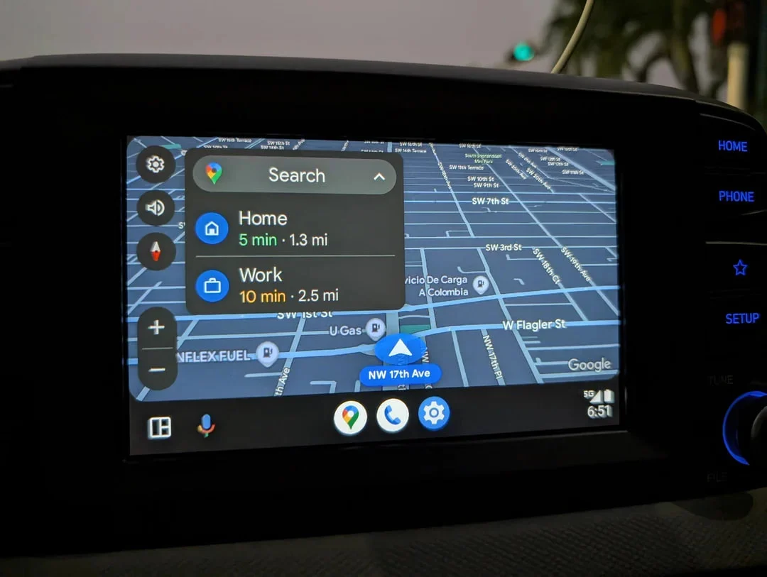 Google Maps’in Yeni Arayüzü Android Auto Kullanıcılarını Çileden Çıkardı!