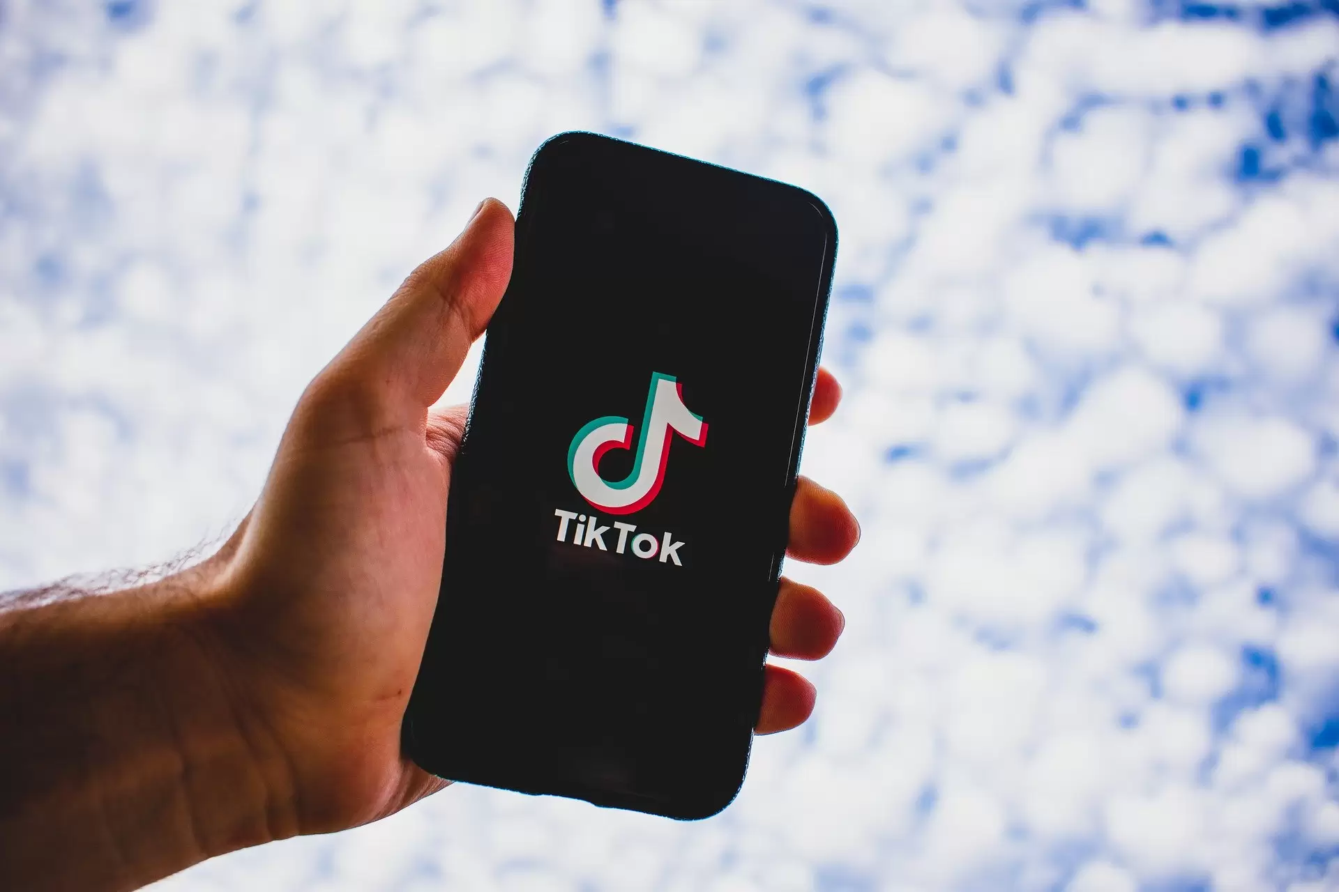 TikTok’a Yasak Kapıda: ABD’de Kritik Karar An Meselesi!