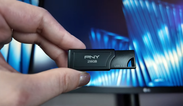 PNY Yeni Ultra-Hızlı PRO Elite V3 Flash Belleklerini Tanıttı