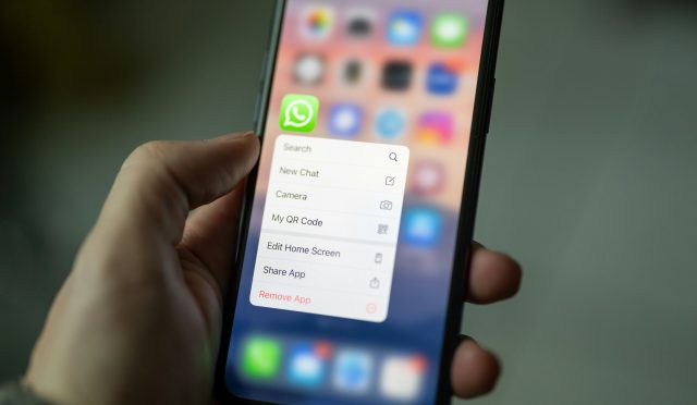 WhatsApp’ta “Bir Kez Görüntüle” Medyası Artık Bağlı Cihazlarda Açılabilecek!